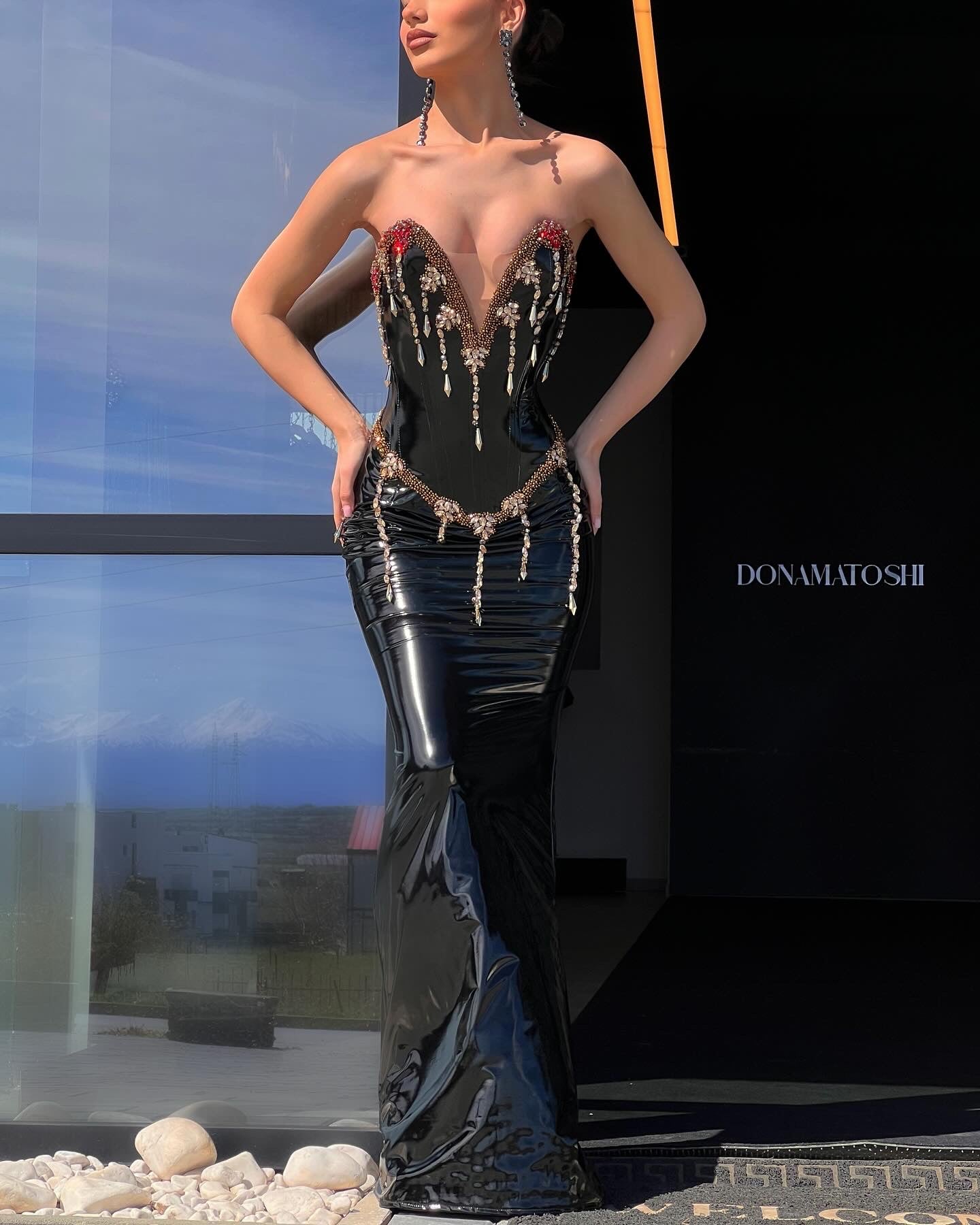 shiny corset dress Shiny Blue Lurex Corset Dress with Gloves and Maxi Skirt, Glamorous Sparkling Outfit for Special Occasions in Blue and Black