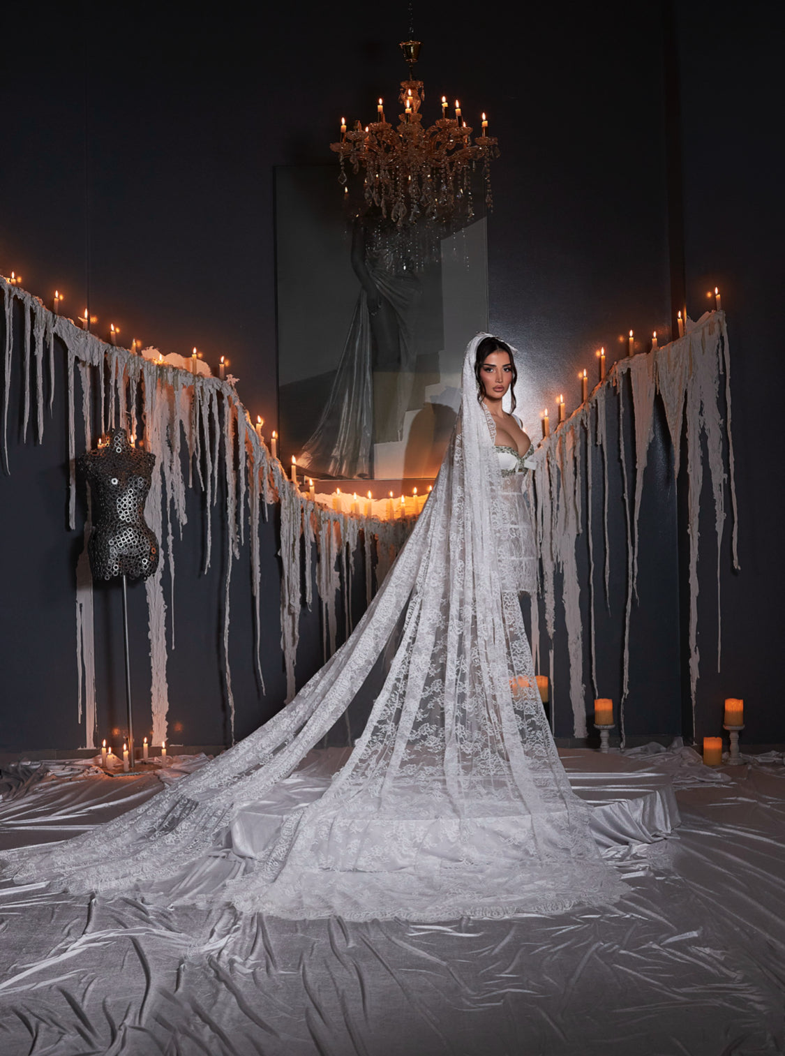 Lace Short Wedding Dress & Long Weil