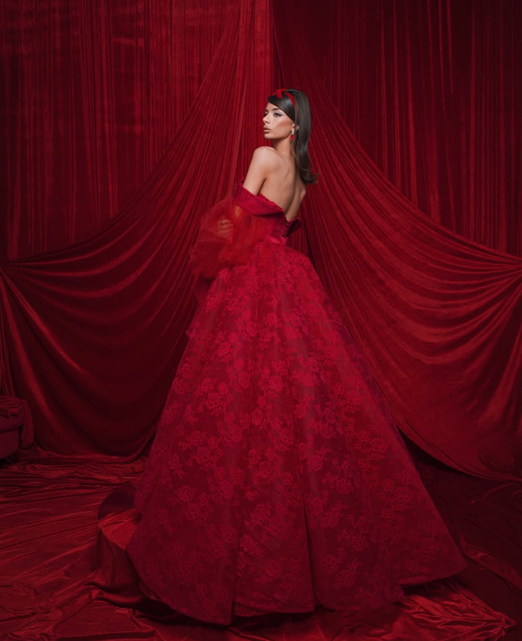 Red Floral Lace Elegant Gown