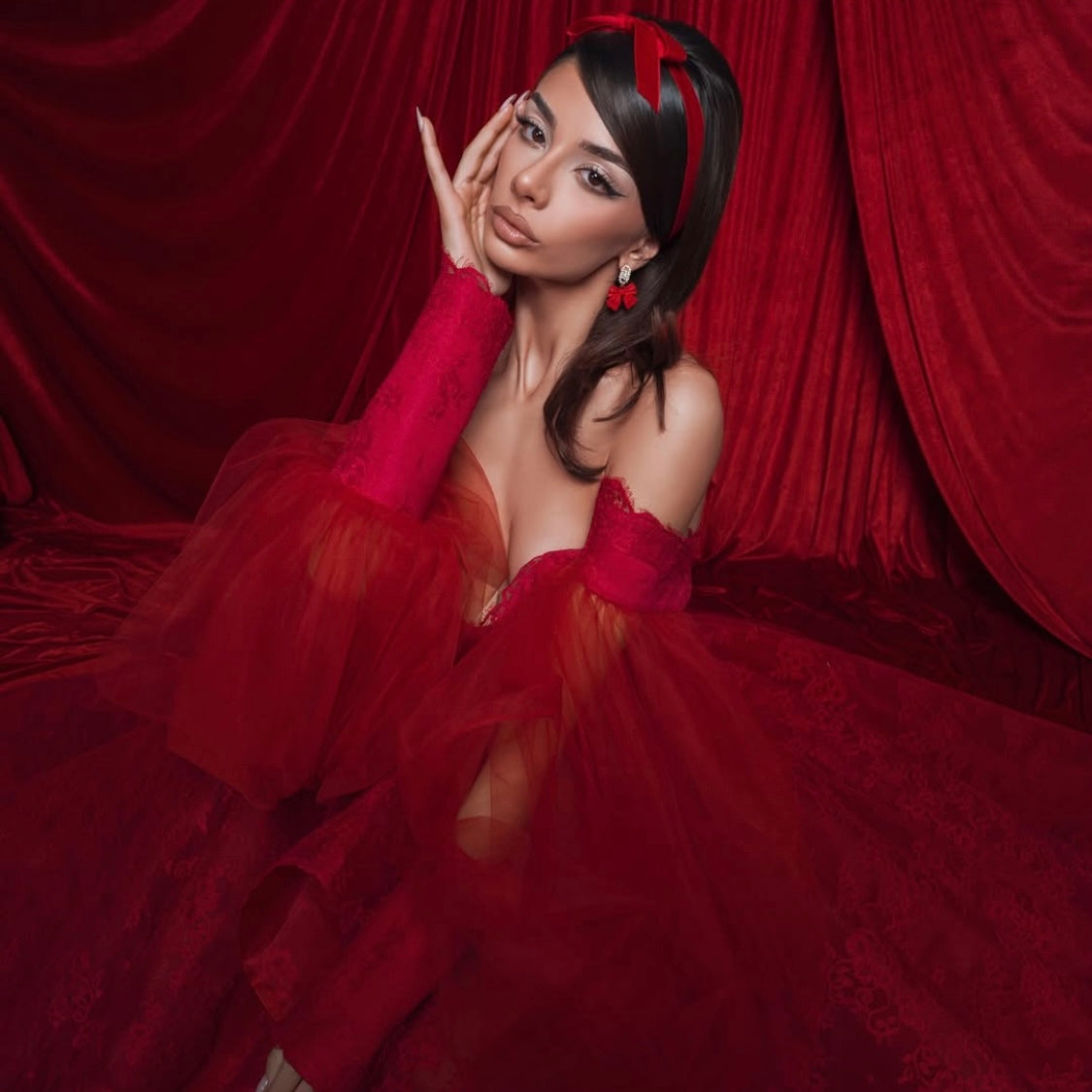 Red Floral Lace Elegant Gown