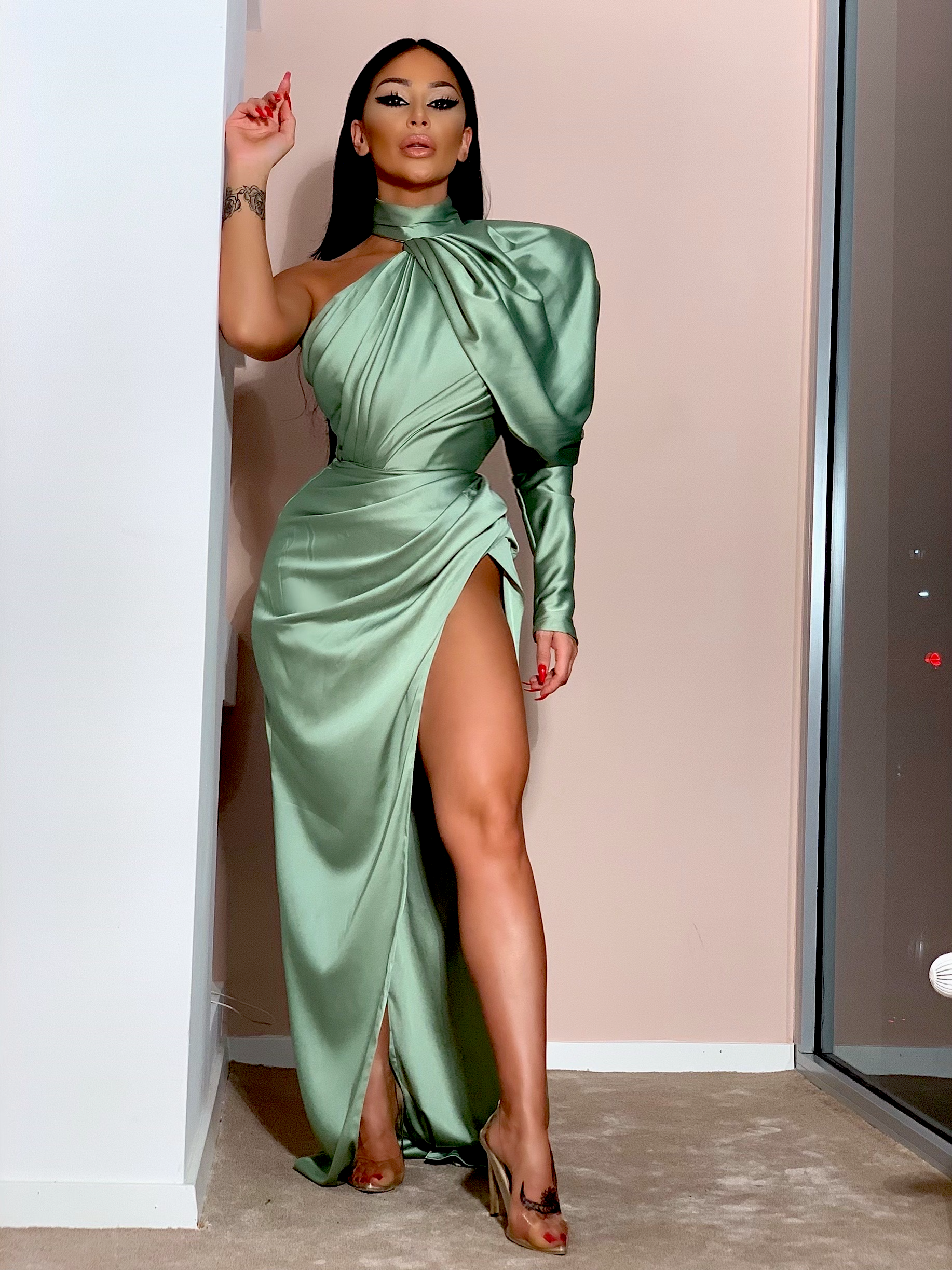 Shiny Olive Green Dress with Puffy Sleeve